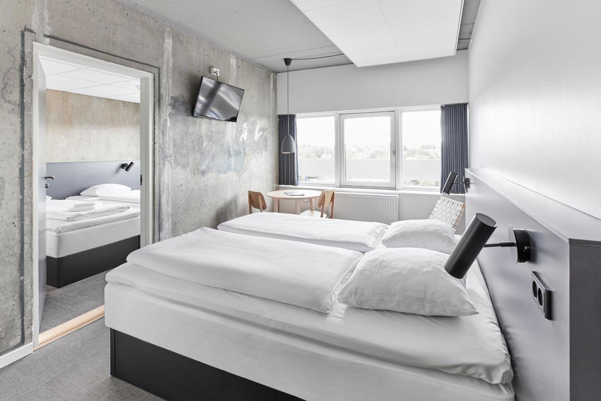 ซลีป โฮเต็ล โอร์ฮุส ซิด วิบี Hotel ออร์ฮูช ภายนอก รูปภาพ